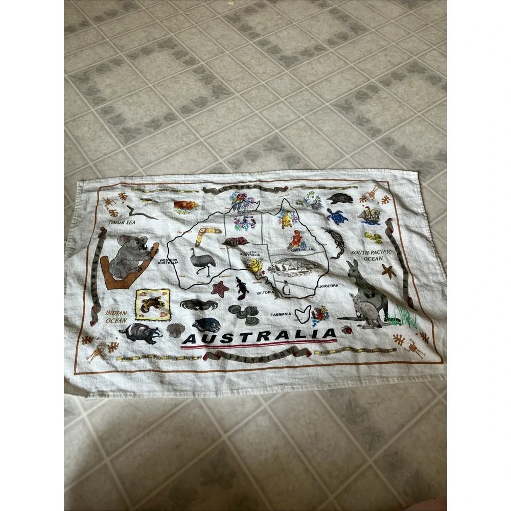 Australia Animals Flowers Map Souvenir Tea Towel Pure Linen 17.5 X 28.5 White